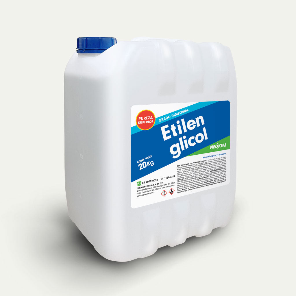 Etilenglicol en contenedor de plástico con capacidad de 20 kilos, con etiqueta de proveedor Neokem.